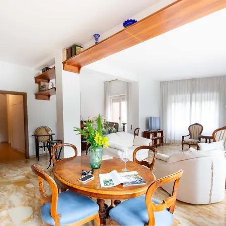 Big Close To Vatican - Cale 10 Apartament