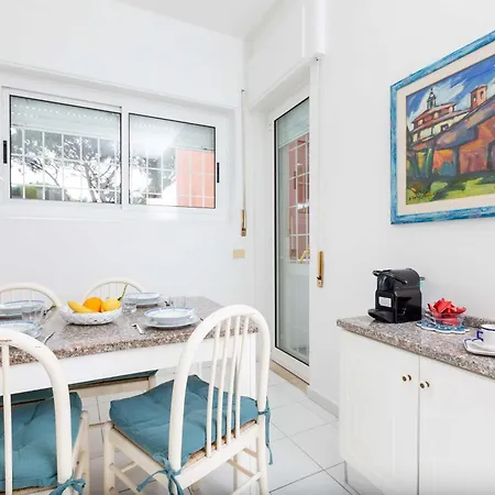 Apartament Big Close To Vatican - Cale 10 *
