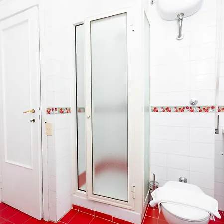 Apartament Big Close To Vatican - Cale 10